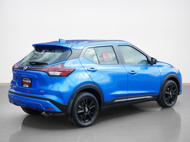 2021 Nissan Kicks SR
