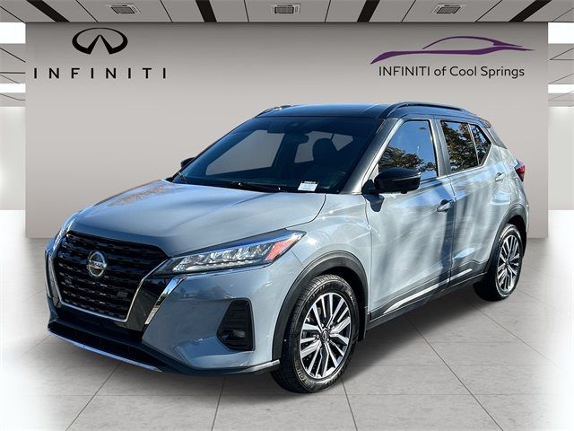 2021 Nissan Kicks SR