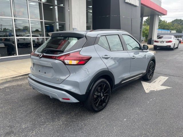 2021 Nissan Kicks SR