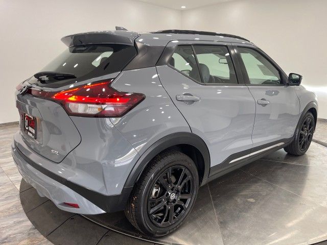 2021 Nissan Kicks SR