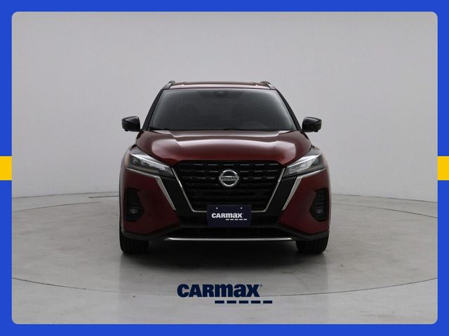 2021 Nissan Kicks SR