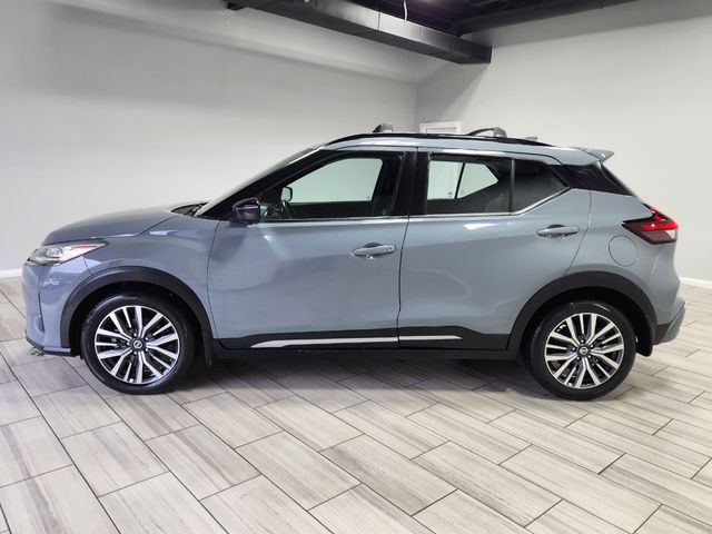 2021 Nissan Kicks SR