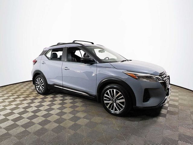 2021 Nissan Kicks SR