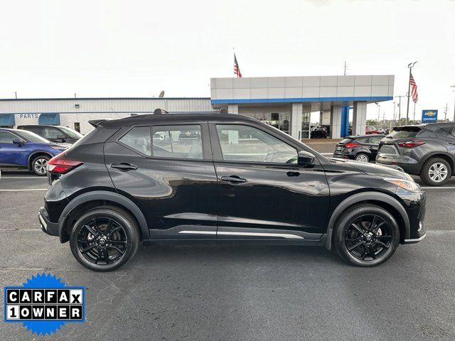 2021 Nissan Kicks SR