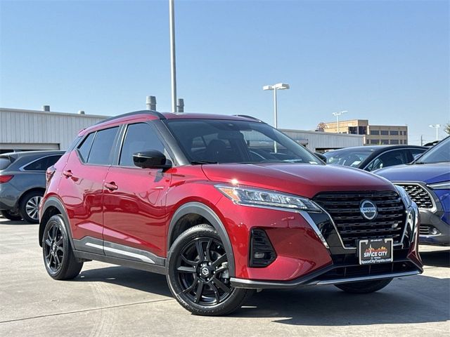 2021 Nissan Kicks SR