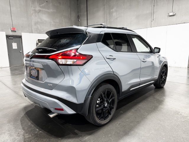 2021 Nissan Kicks SR