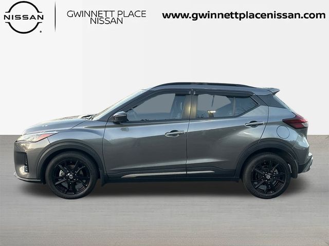 2021 Nissan Kicks SR