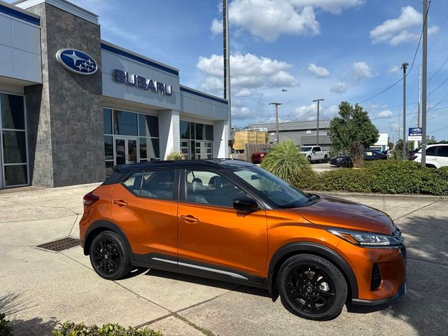 2021 Nissan Kicks SR