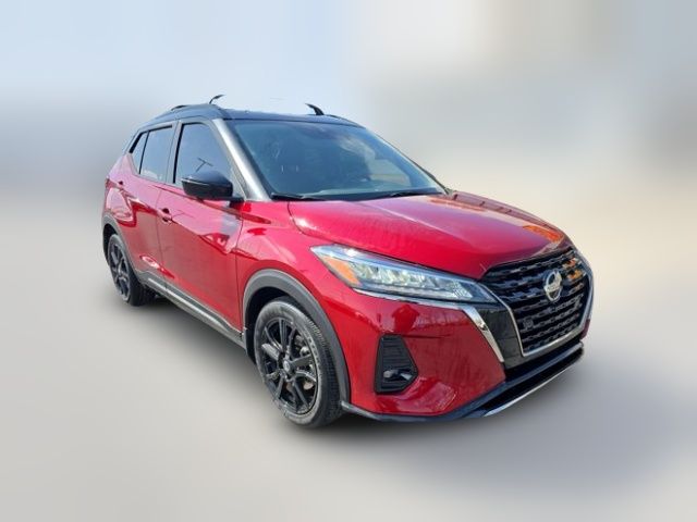 2021 Nissan Kicks SR