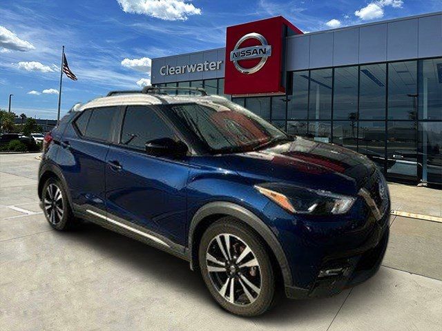 2021 Nissan Kicks SR