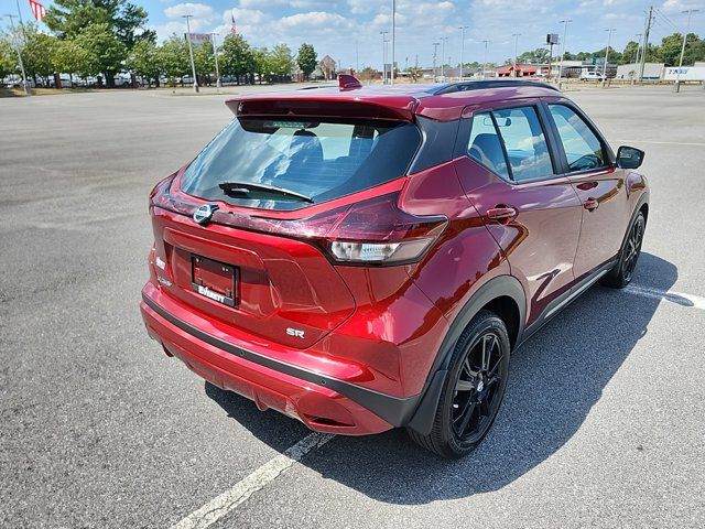 2021 Nissan Kicks SR