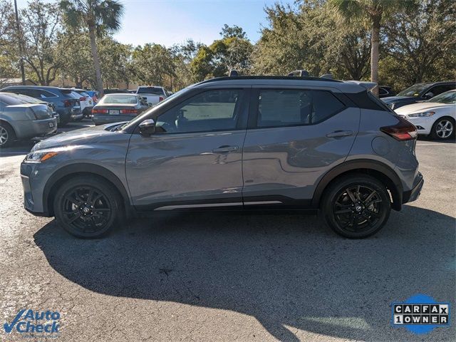 2021 Nissan Kicks SR