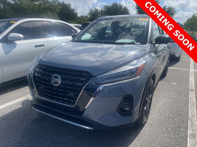 2021 Nissan Kicks SR