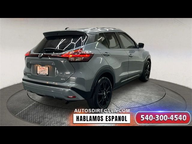 2021 Nissan Kicks SR