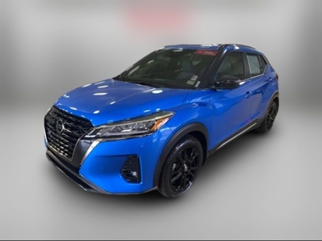 2021 Nissan Kicks SR