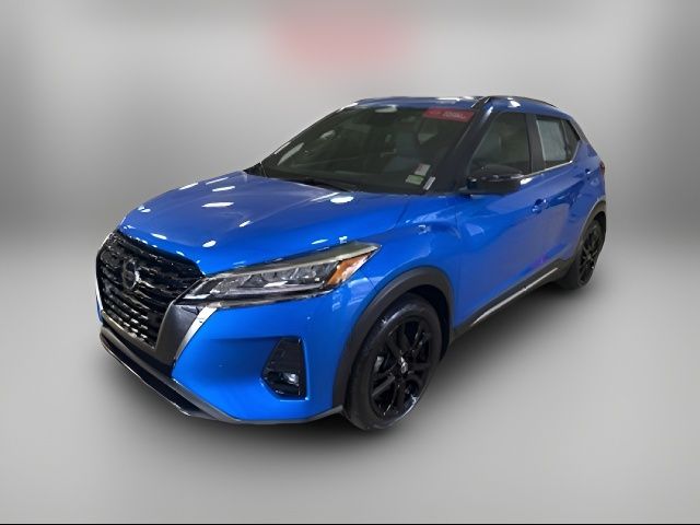 2021 Nissan Kicks SR