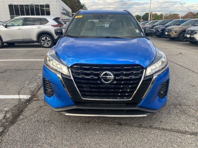 2021 Nissan Kicks SR