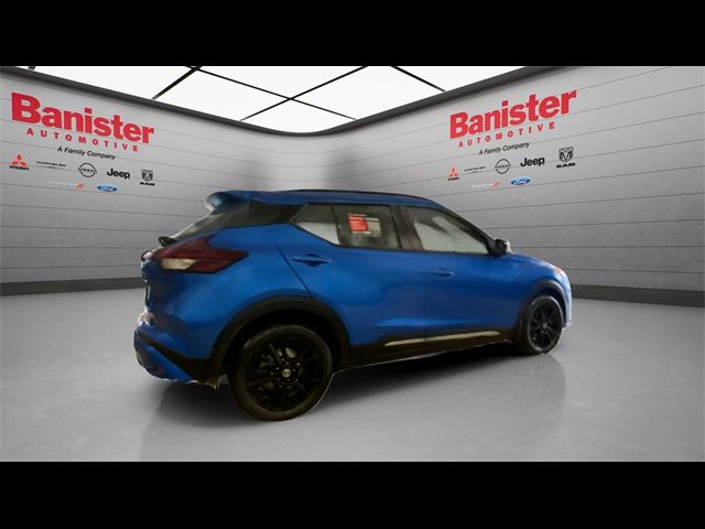 2021 Nissan Kicks SR