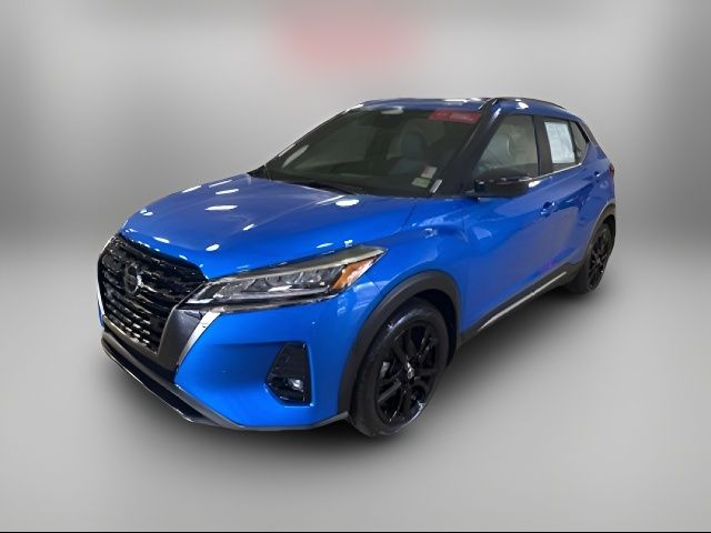 2021 Nissan Kicks SR