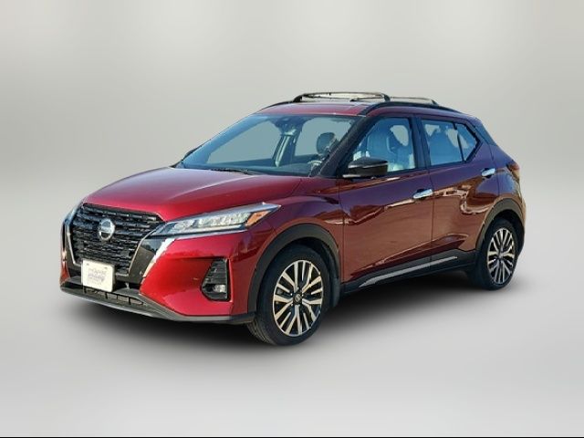 2021 Nissan Kicks SR