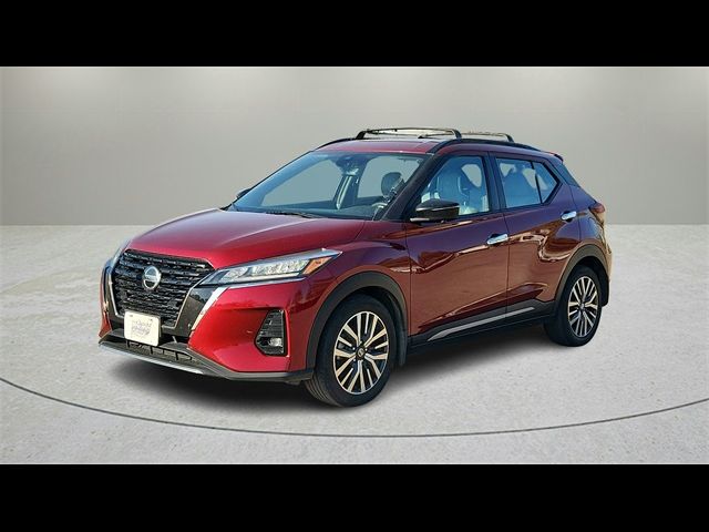 2021 Nissan Kicks SR