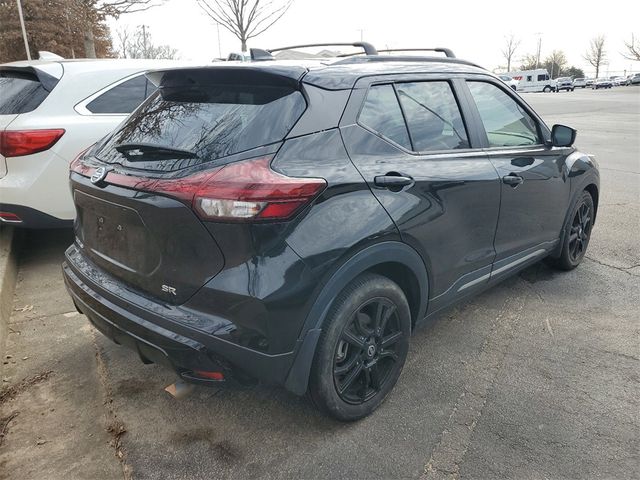 2021 Nissan Kicks SR