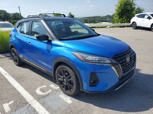 2021 Nissan Kicks SR