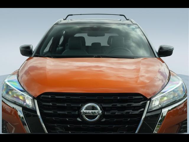 2021 Nissan Kicks SR