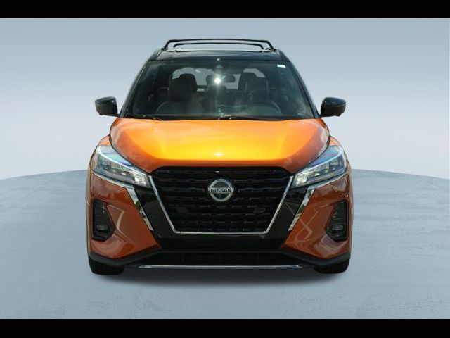 2021 Nissan Kicks SR