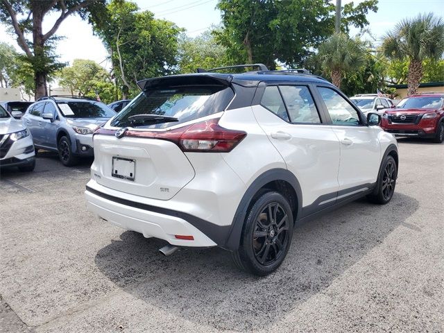 2021 Nissan Kicks SR