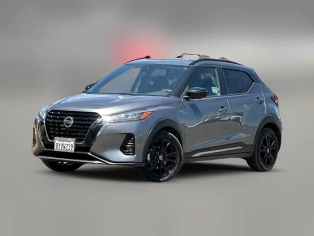2021 Nissan Kicks SR