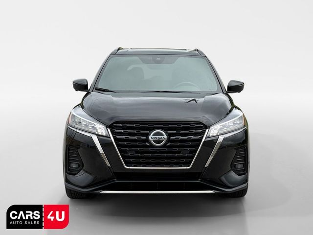 2021 Nissan Kicks SR