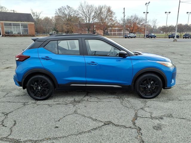 2021 Nissan Kicks SR