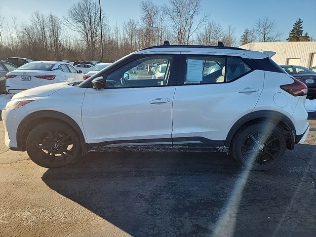 2021 Nissan Kicks SR