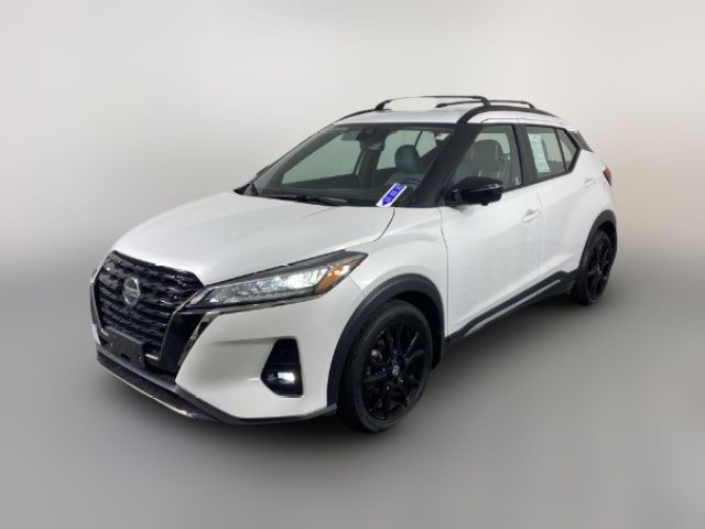 2021 Nissan Kicks SR