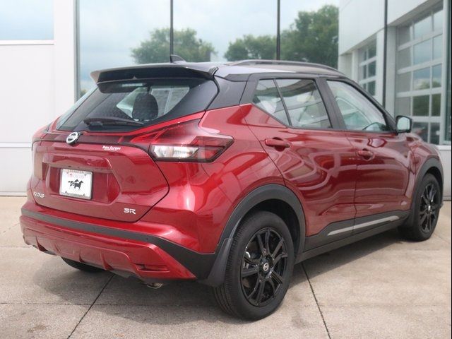 2021 Nissan Kicks SR