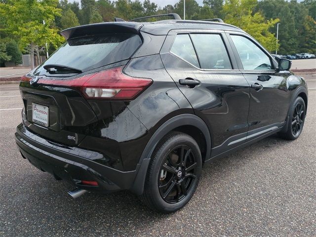 2021 Nissan Kicks SR