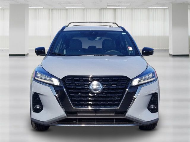 2021 Nissan Kicks SR