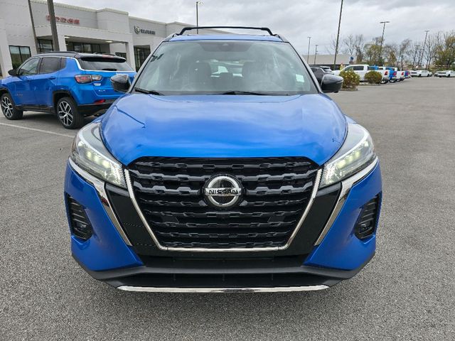 2021 Nissan Kicks SR