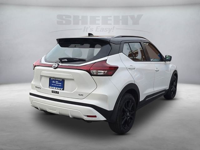 2021 Nissan Kicks SR