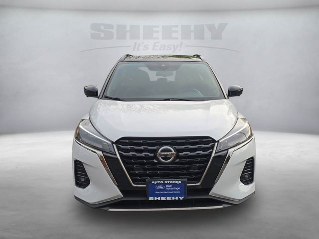 2021 Nissan Kicks SR