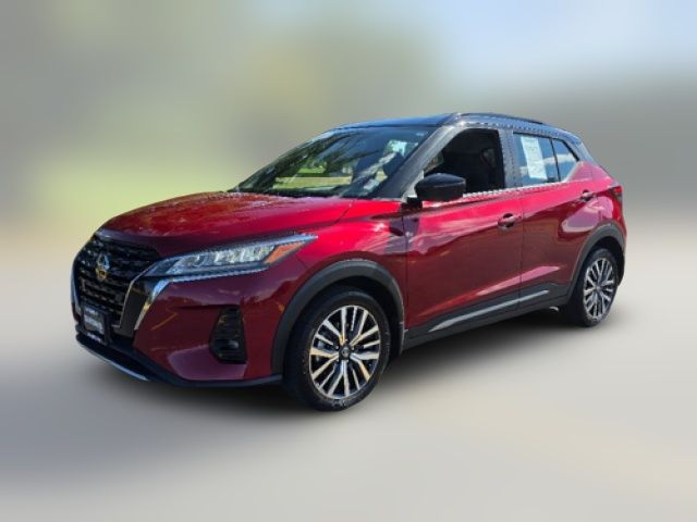 2021 Nissan Kicks SR