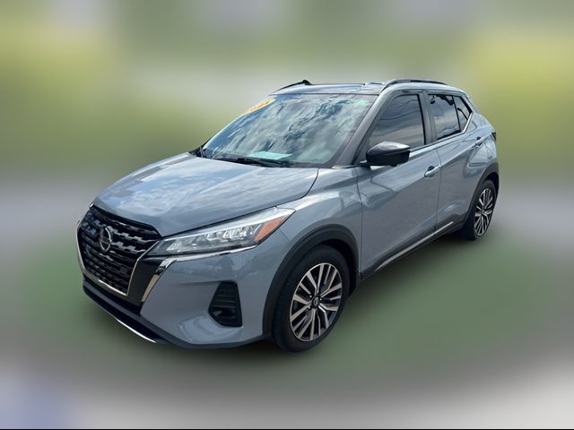 2021 Nissan Kicks SR