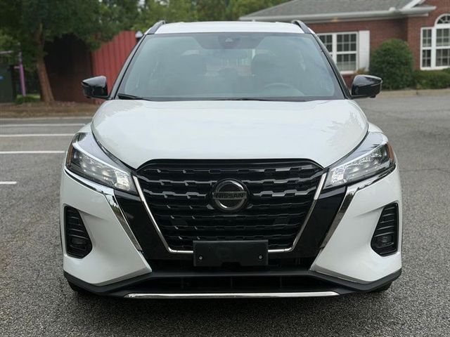 2021 Nissan Kicks SR