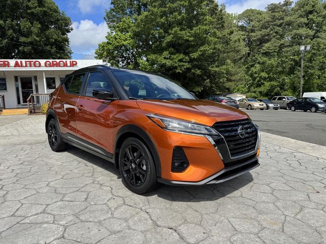 2021 Nissan Kicks SR