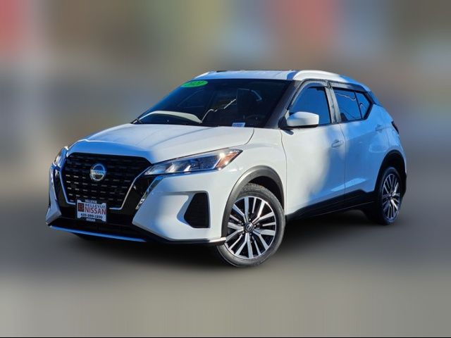 2021 Nissan Kicks SV