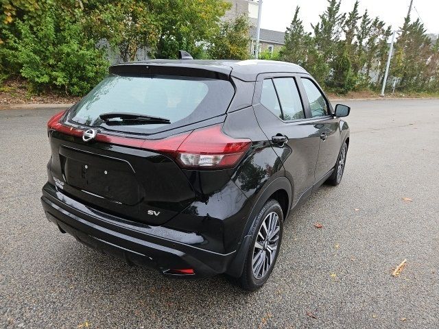 2021 Nissan Kicks SV