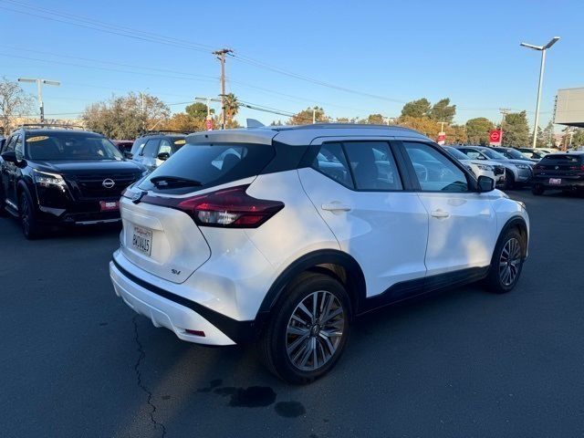 2021 Nissan Kicks SV