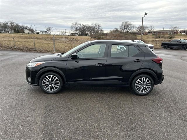 2021 Nissan Kicks SV