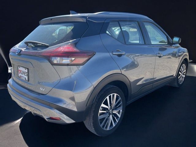 2021 Nissan Kicks SV